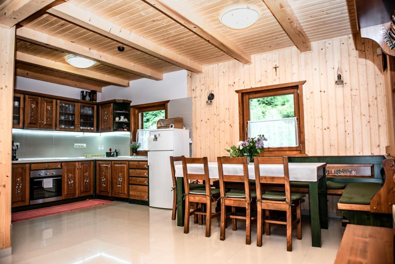 Central Chalet Varsag ภายนอก รูปภาพ